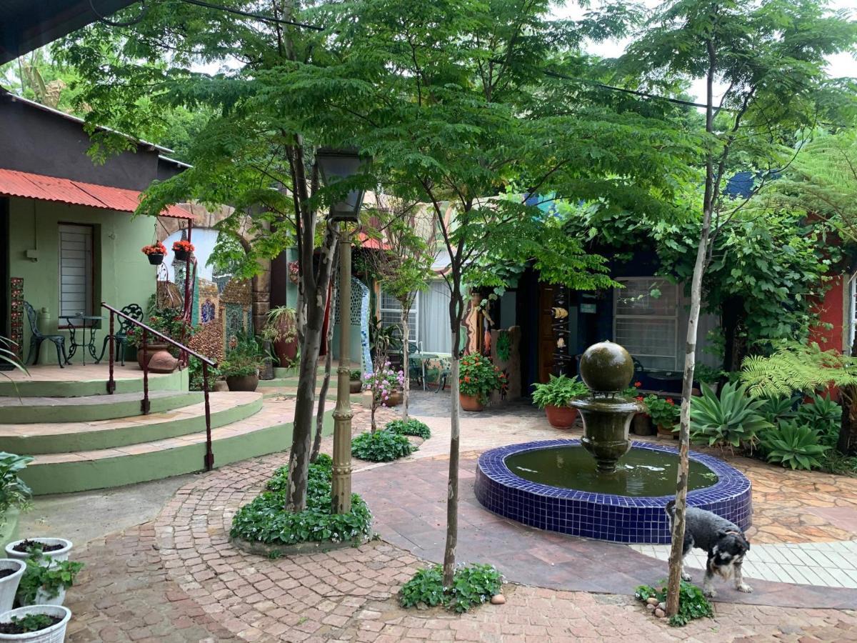 Rabbit Hole Hotel Йоганнесбурґ Екстер'єр фото
